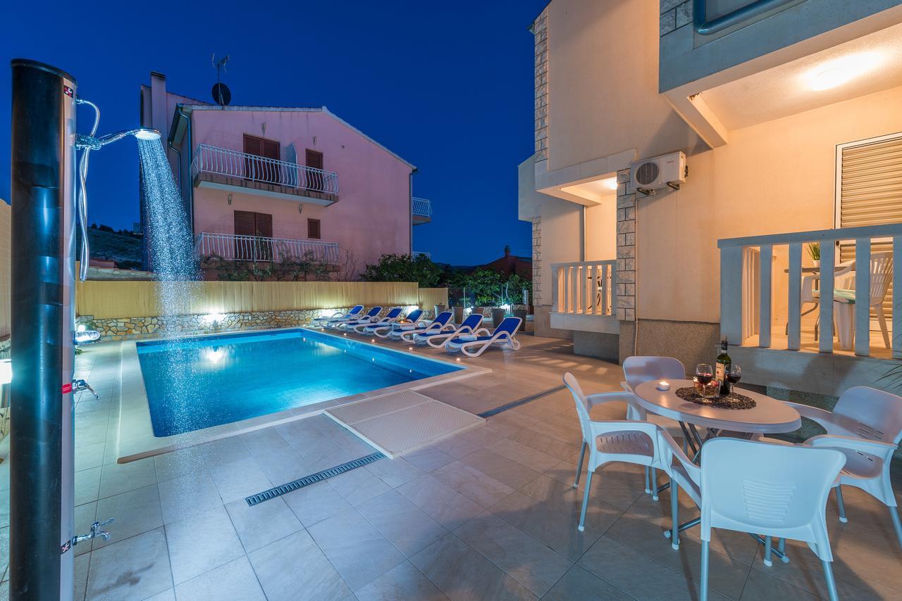 Apartments Pralija Жаборич Экстерьер фото