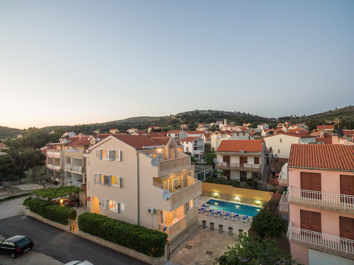 Apartments Pralija Жаборич Экстерьер фото