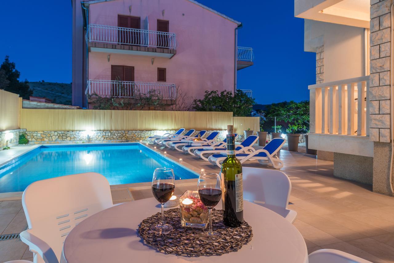 Apartments Pralija Жаборич Экстерьер фото