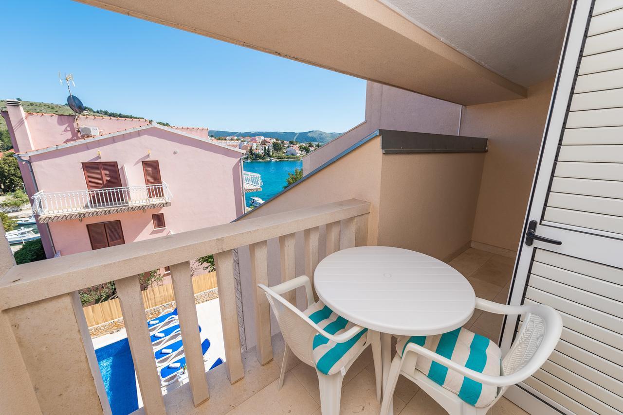 Apartments Pralija Жаборич Экстерьер фото