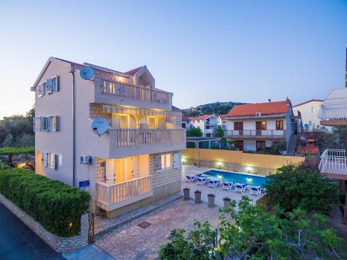 Apartments Pralija Жаборич Экстерьер фото