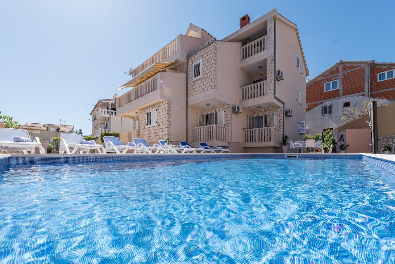 Apartments Pralija Жаборич Экстерьер фото